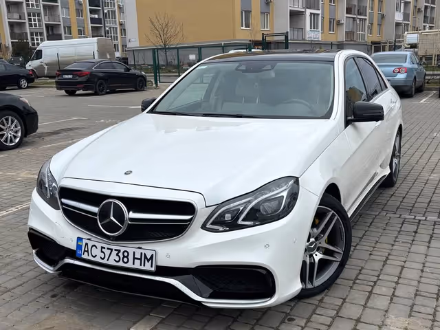 Mercedes-Benz E-Класс - фото 1