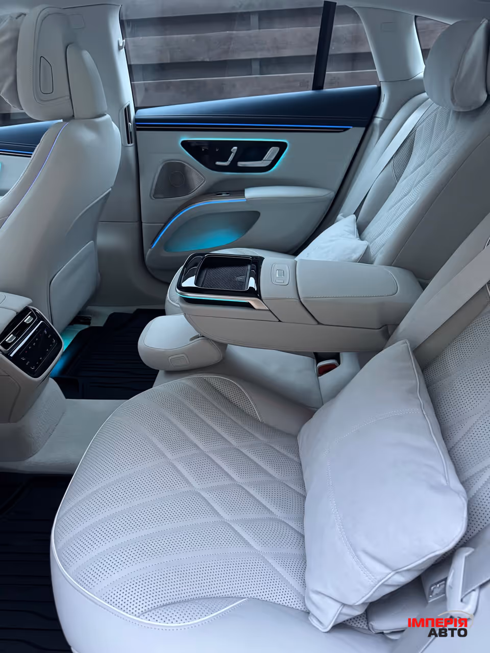 Mercedes-Benz EQS - фото 23