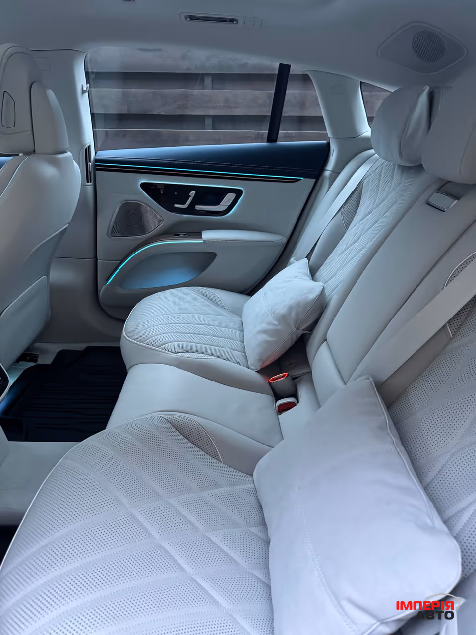 Mercedes-Benz EQS - фото 12