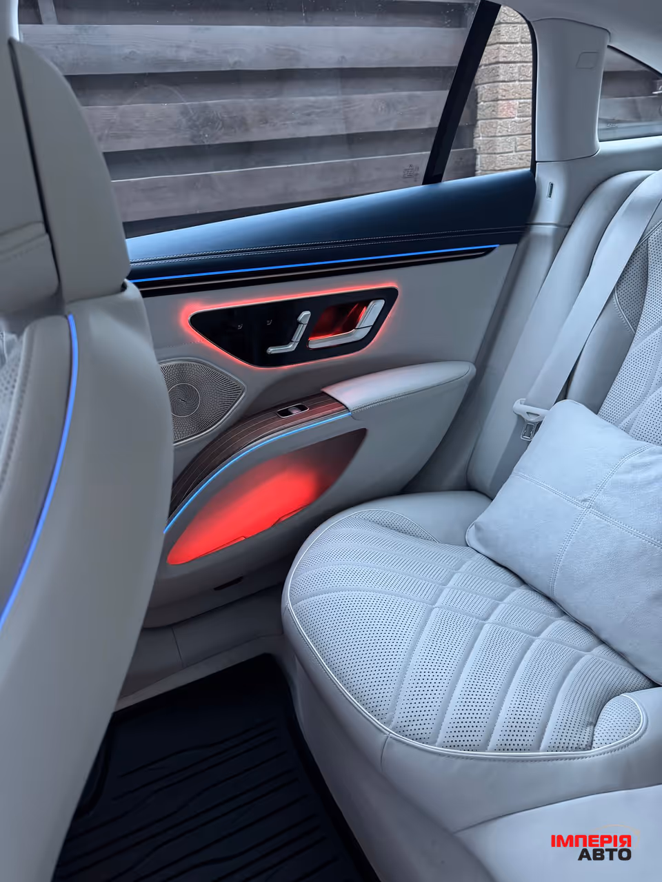 Mercedes-Benz EQS - фото 5
