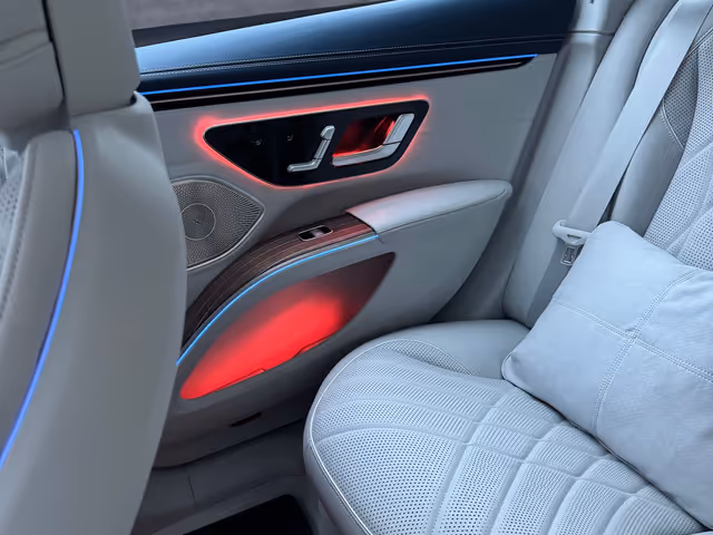 Mercedes-Benz EQS - фото 5