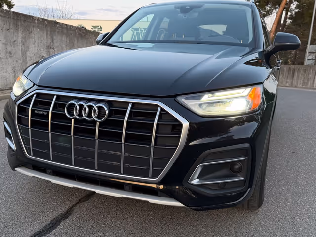 Audi Q5 - фото 1