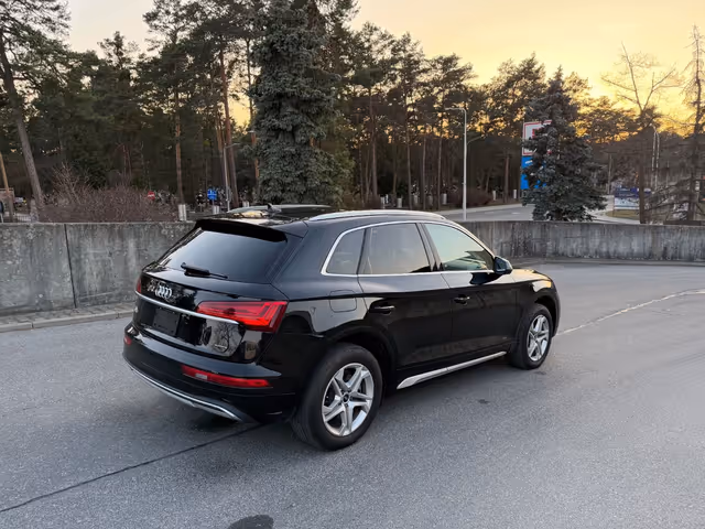 Audi Q5 - фото 5
