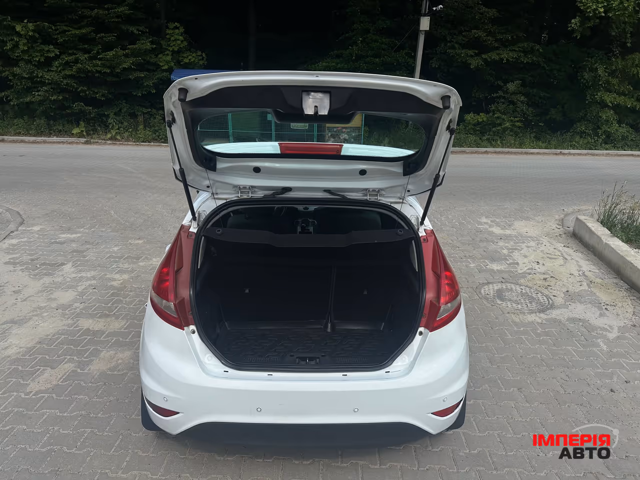 Ford Fiesta - фото 5