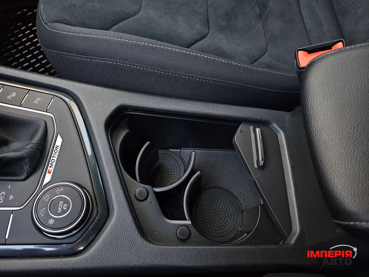 Volkswagen Tiguan - фото 22