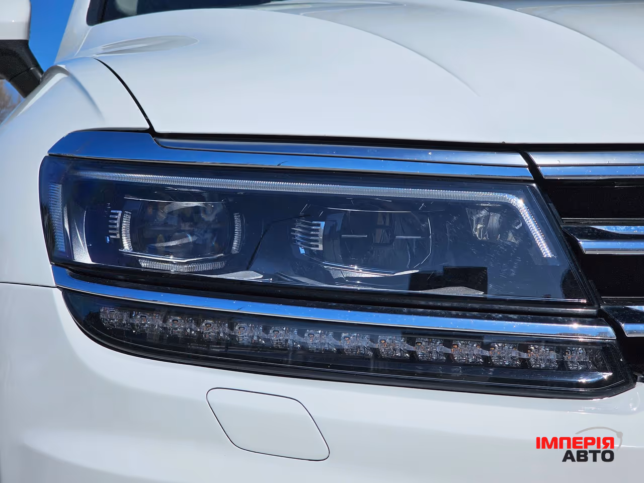 Volkswagen Tiguan - фото 9
