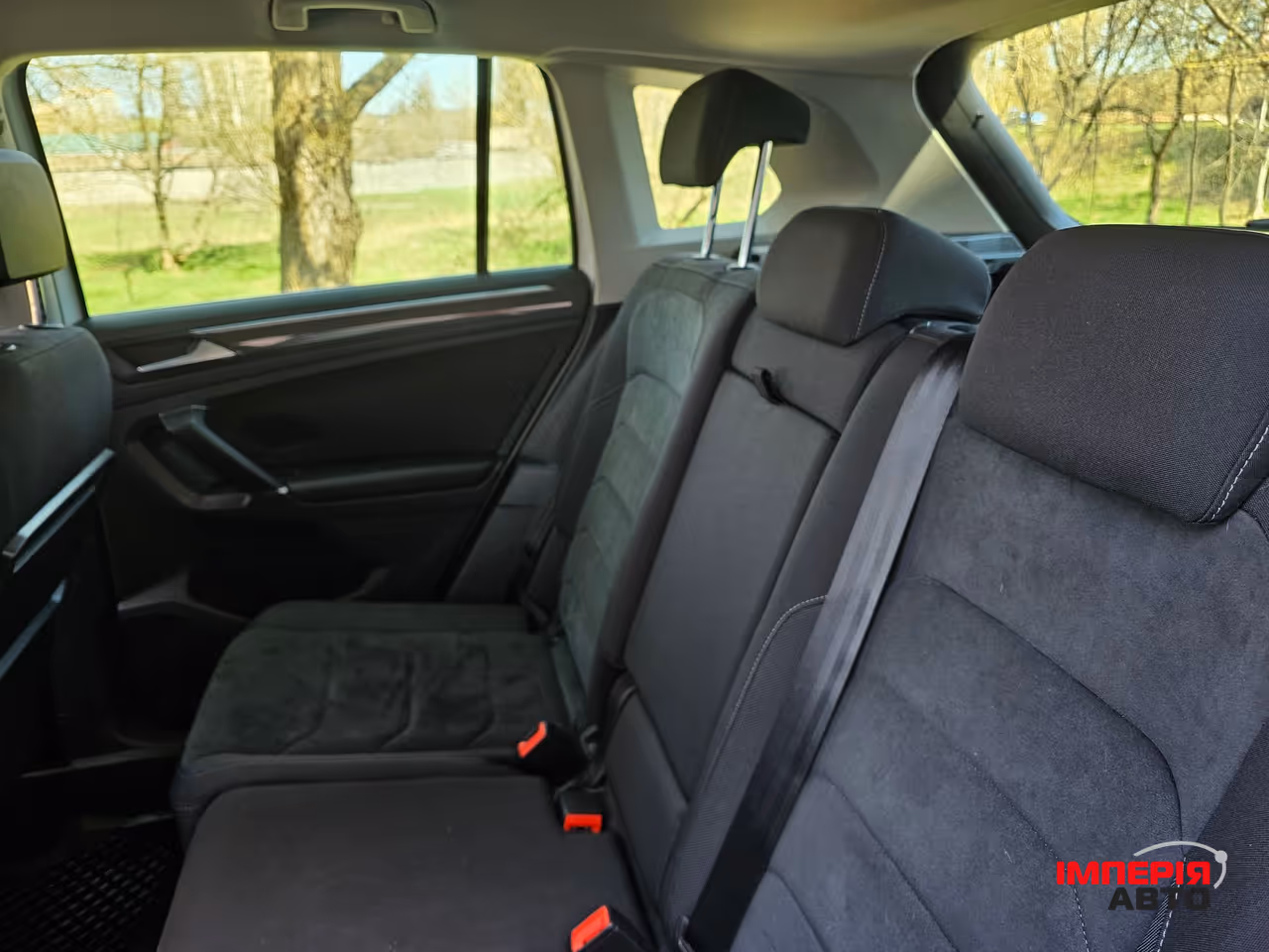 Volkswagen Tiguan - фото 19