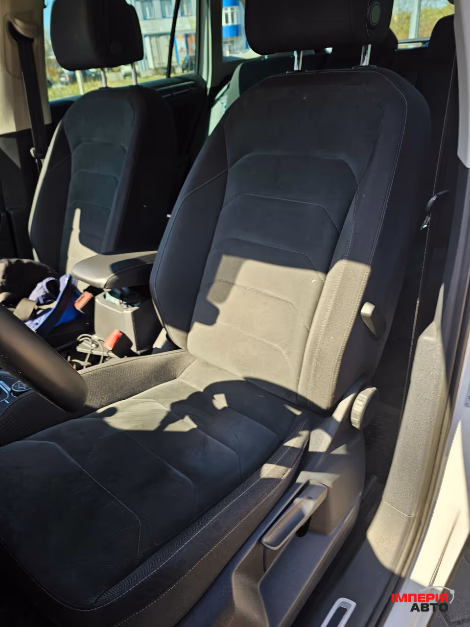 Volkswagen Tiguan - фото 7