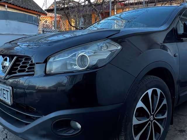 Nissan Qashqai - фото 2