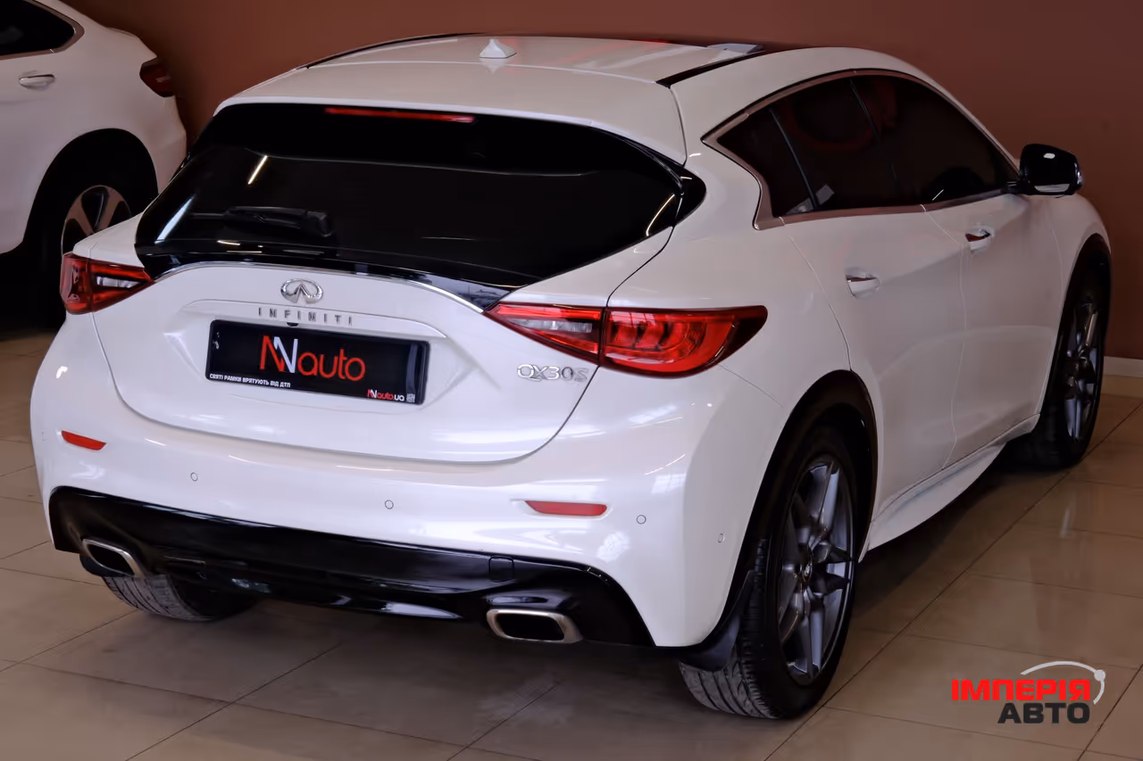 Infiniti QX30 - фото 5