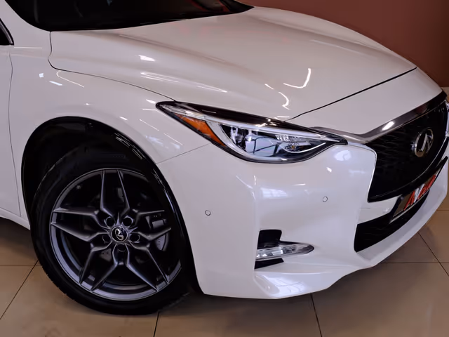 Infiniti QX30 - фото 3