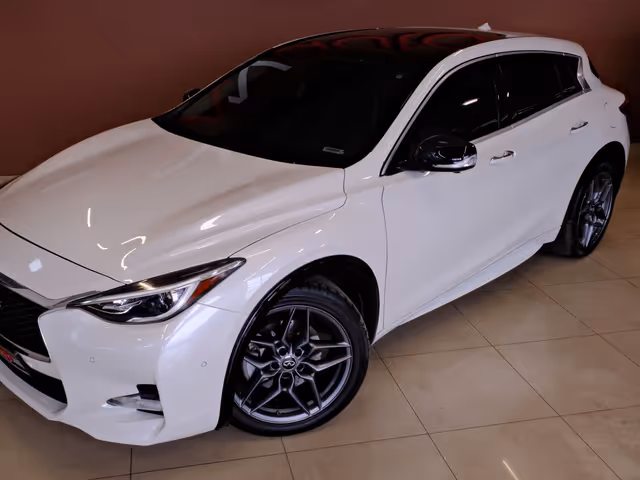 Infiniti QX30 - фото 2