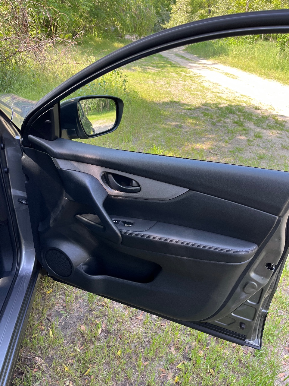 Nissan Rogue Sport - фото 22