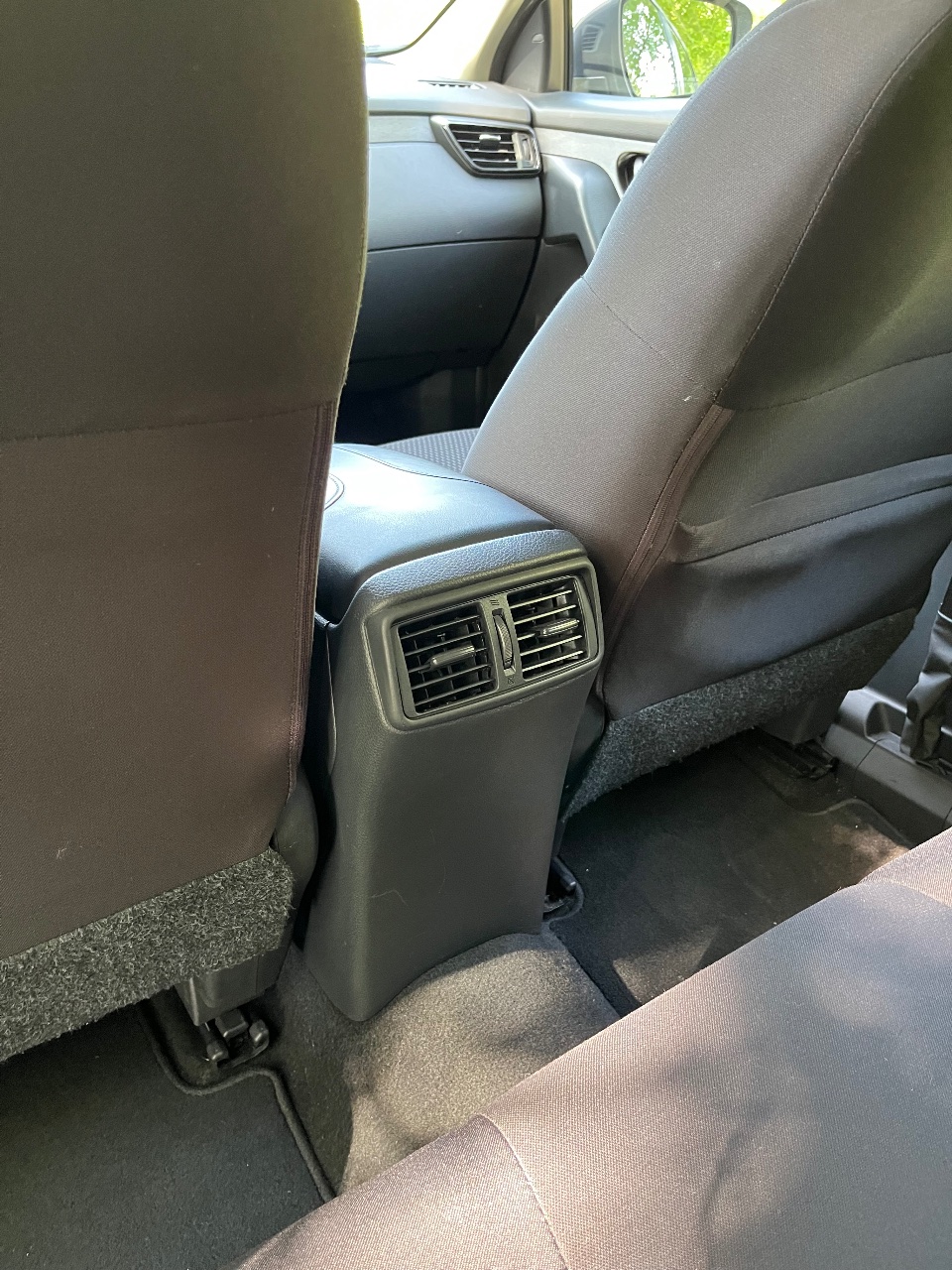 Nissan Rogue Sport - фото 20