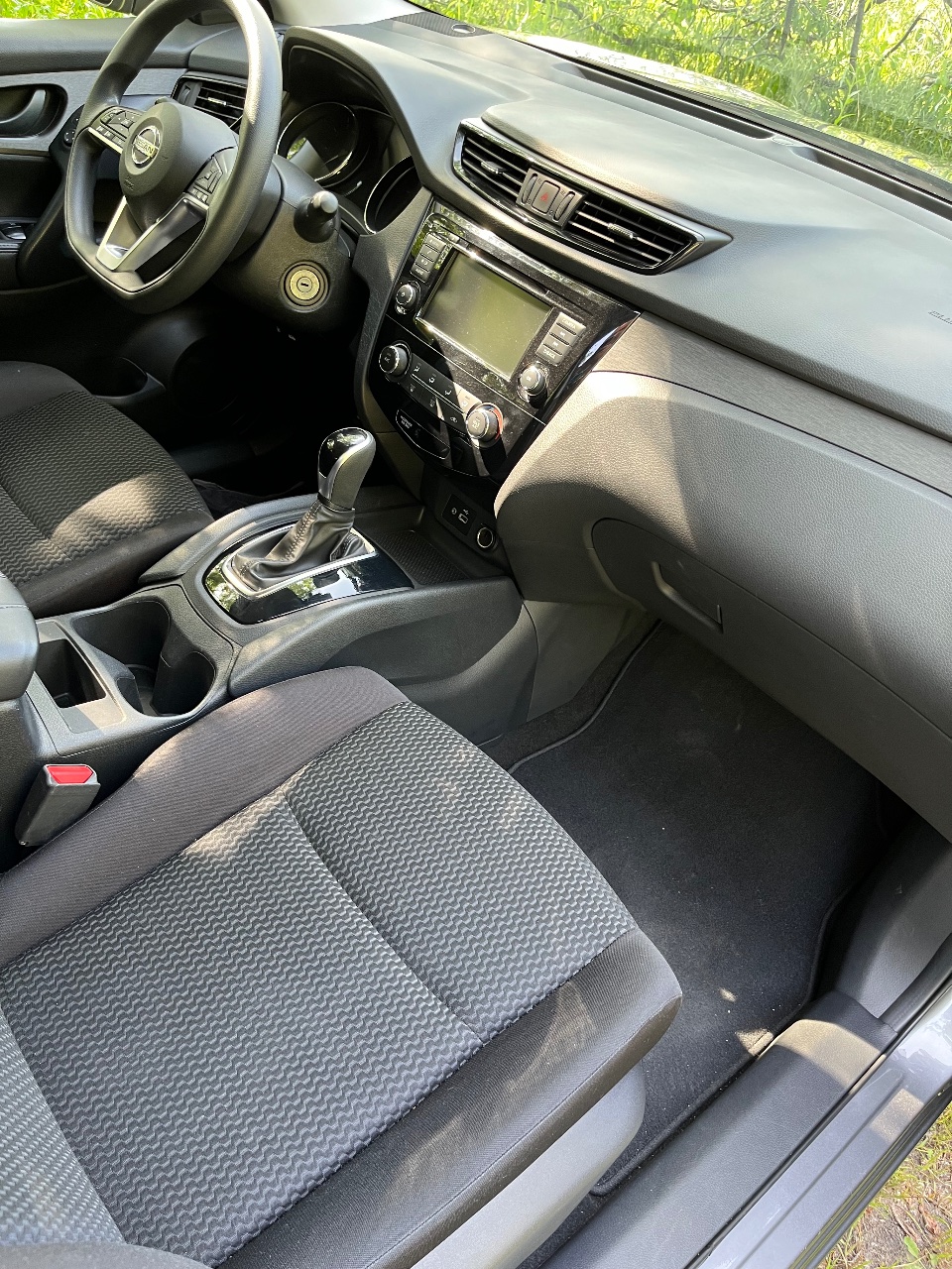 Nissan Rogue Sport - фото 9