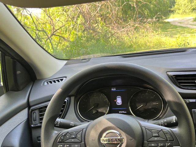 Nissan Rogue Sport - фото 2