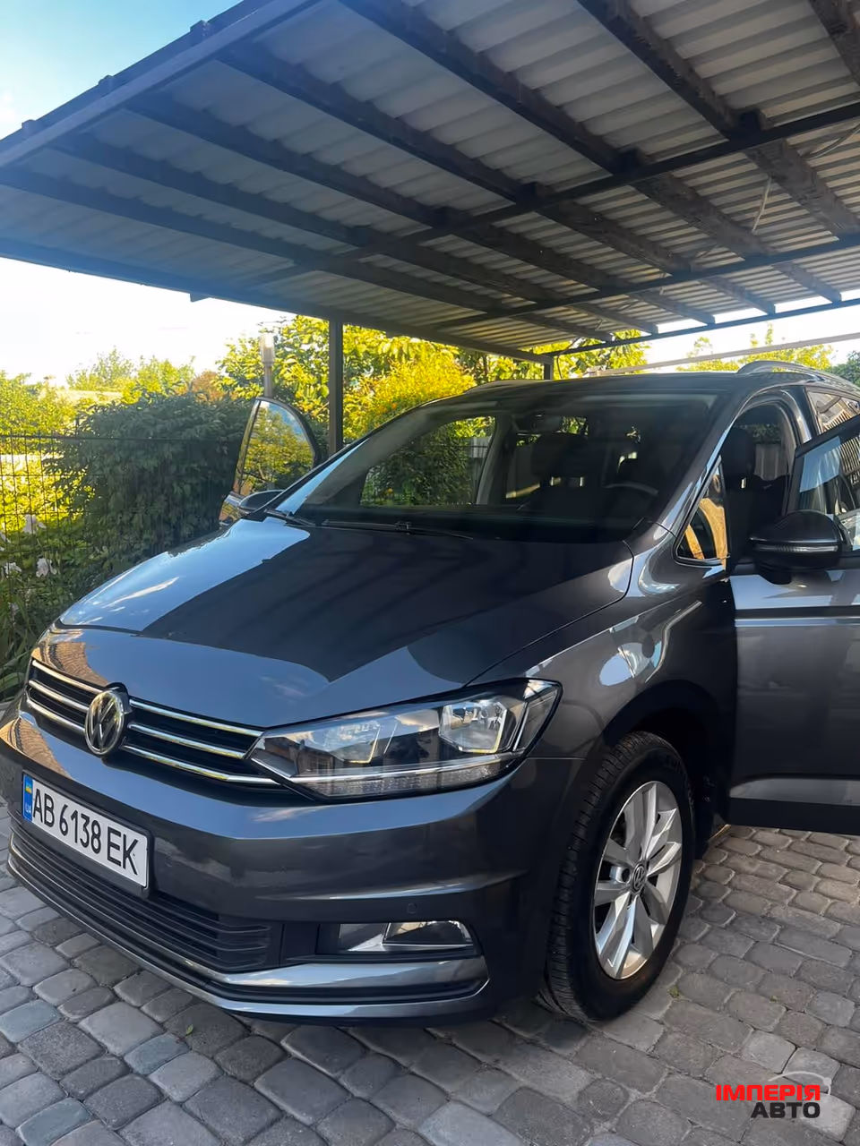 Volkswagen Touran - фото 6