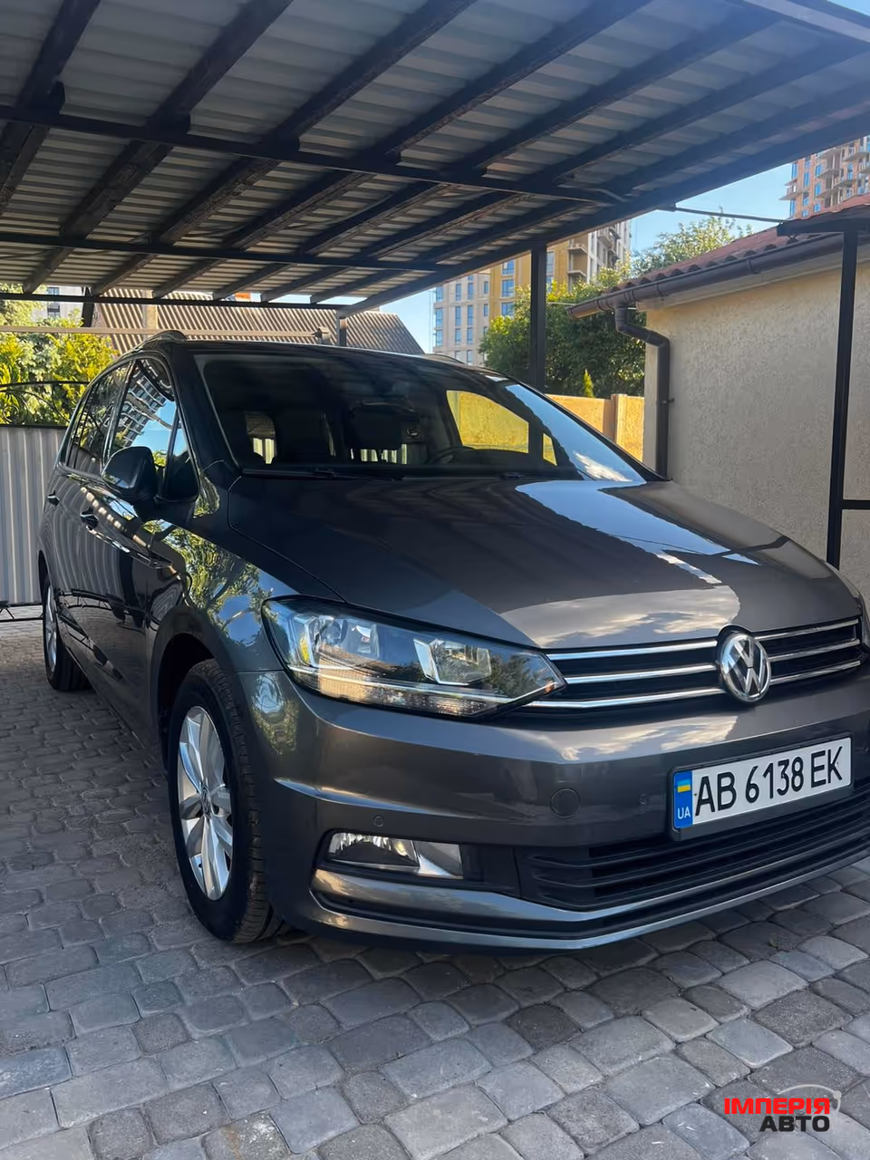 Volkswagen Touran - фото 8