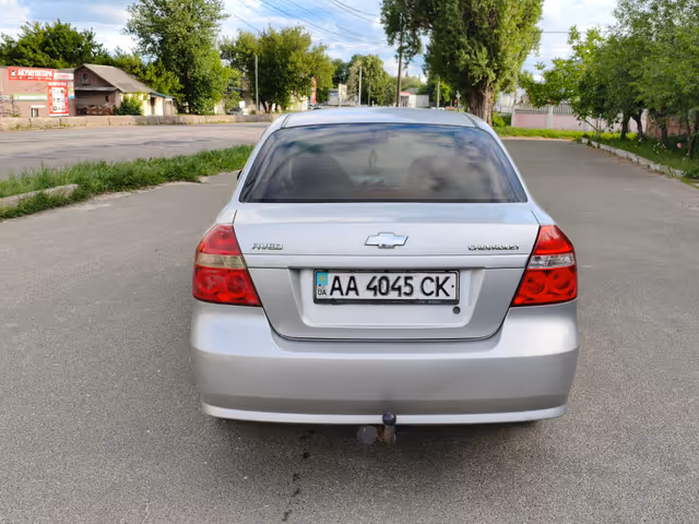 Chevrolet Aveo - фото 5