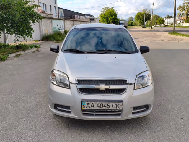 Chevrolet Aveo - фото 2