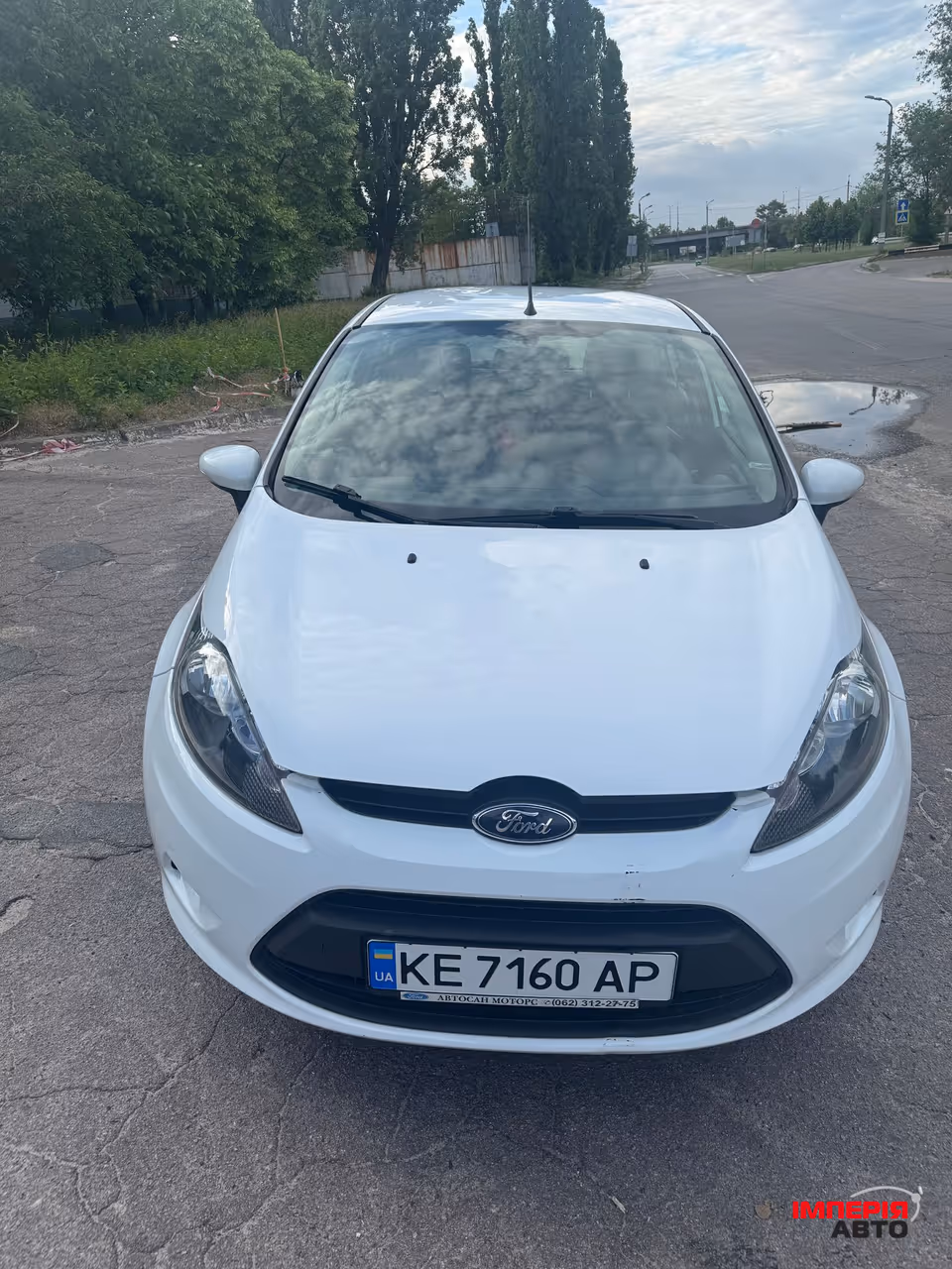 Ford Fiesta - фото 1