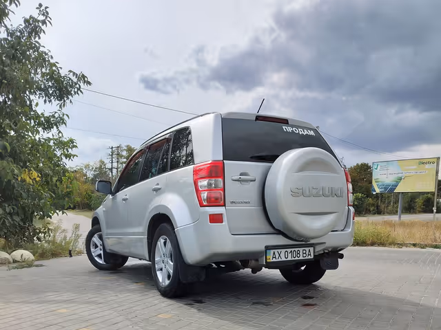 Suzuki Grand Vitara - фото 2