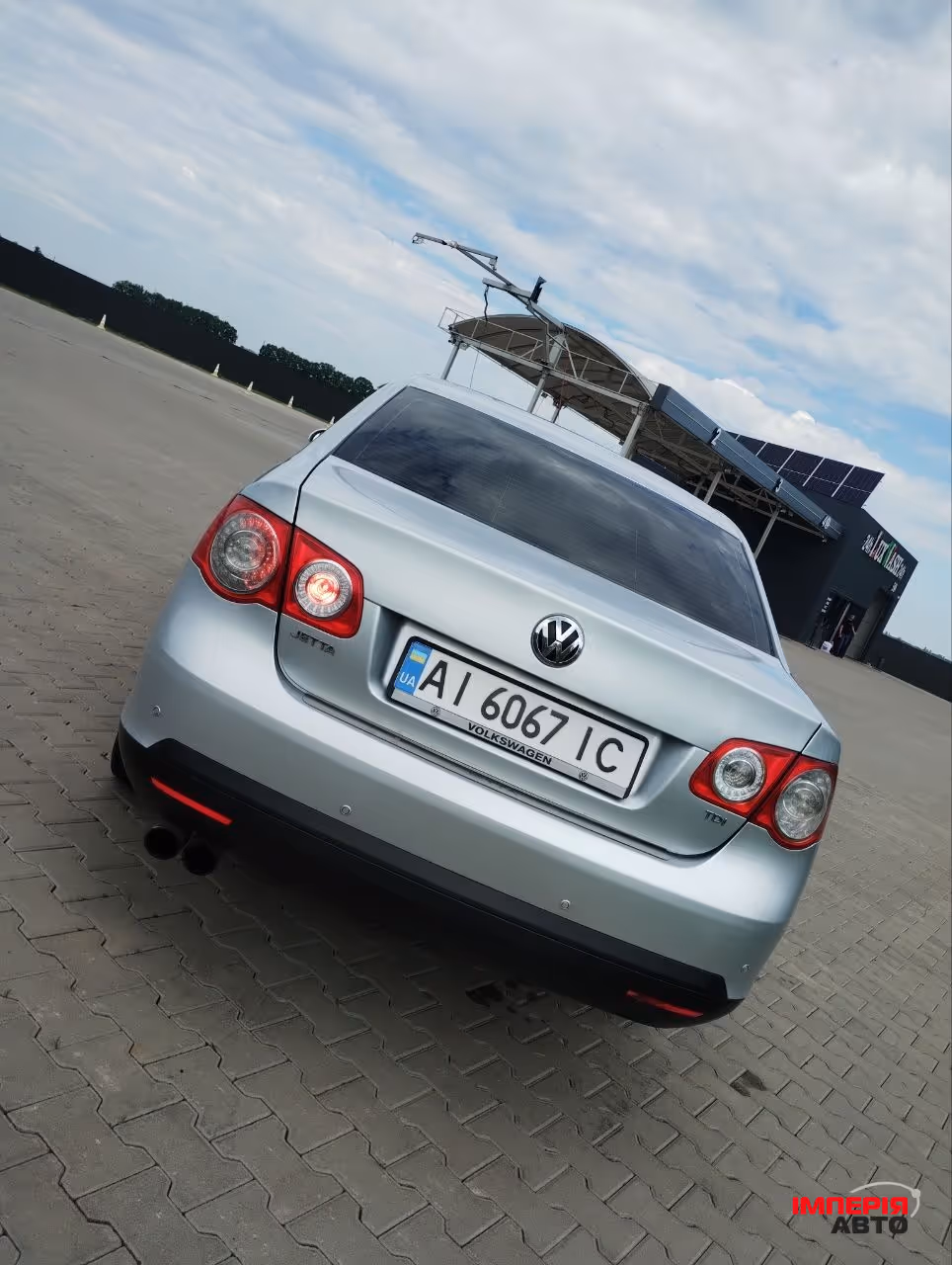 Volkswagen Jetta - фото 10