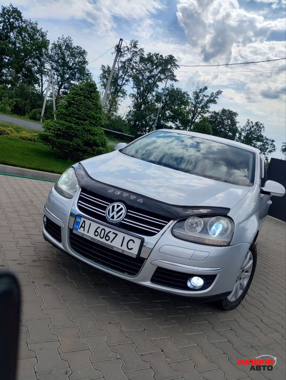 Volkswagen Jetta - фото 1
