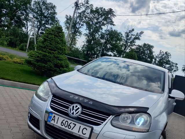 Volkswagen Jetta - фото 1