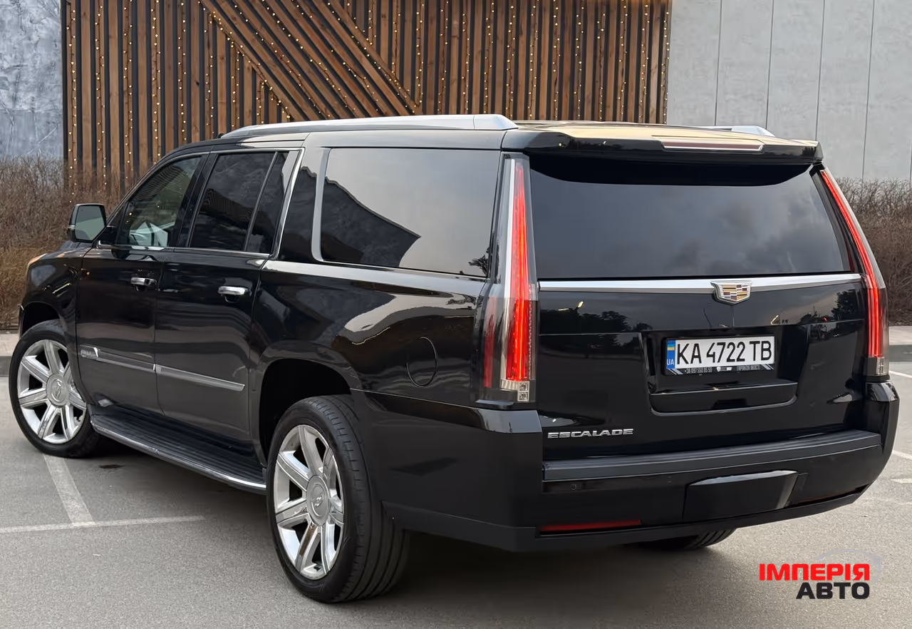 Cadillac Escalade - фото 15