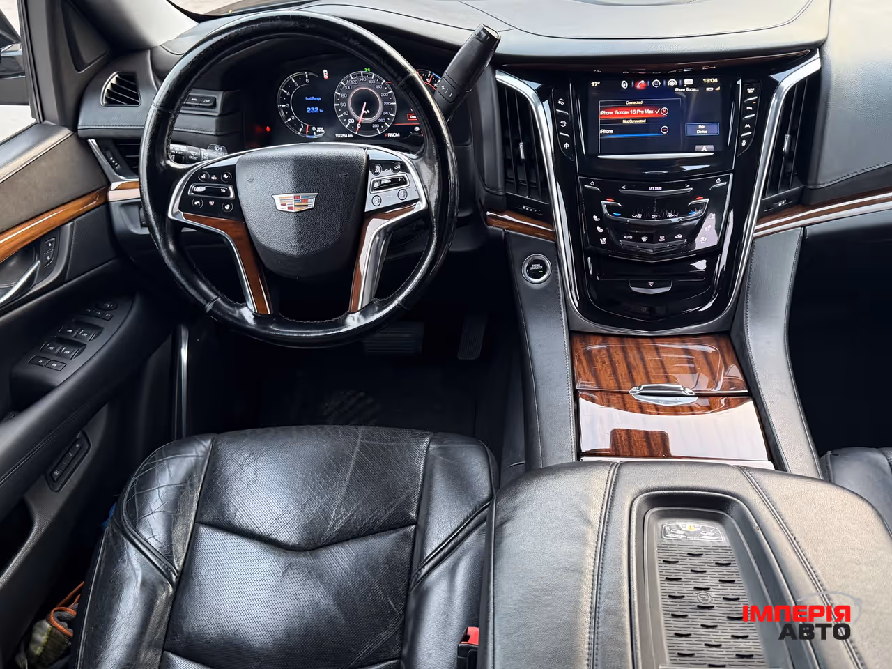 Cadillac Escalade - фото 28