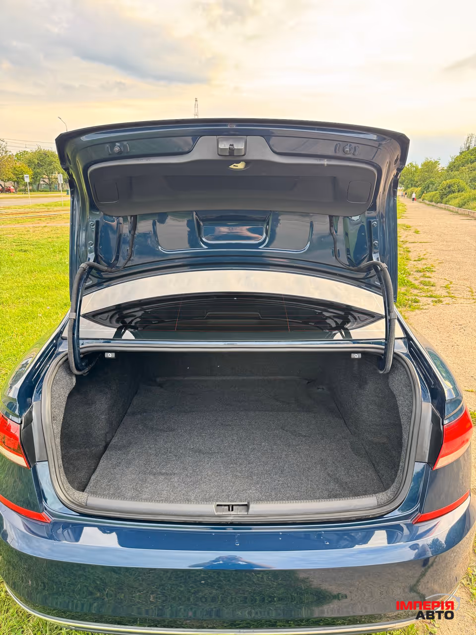 Volkswagen Passat USA/NMS - фото 13