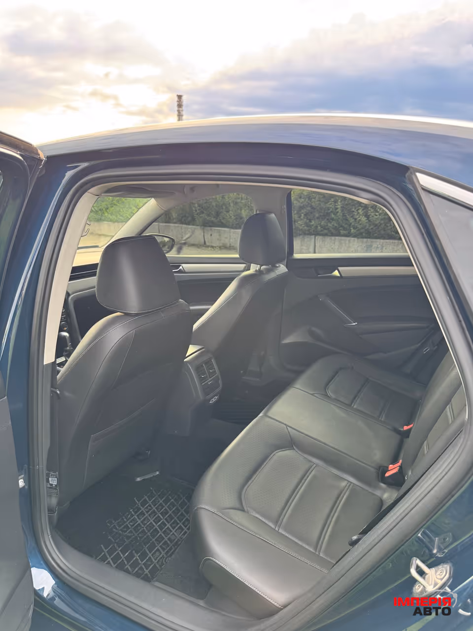 Volkswagen Passat USA/NMS - фото 9