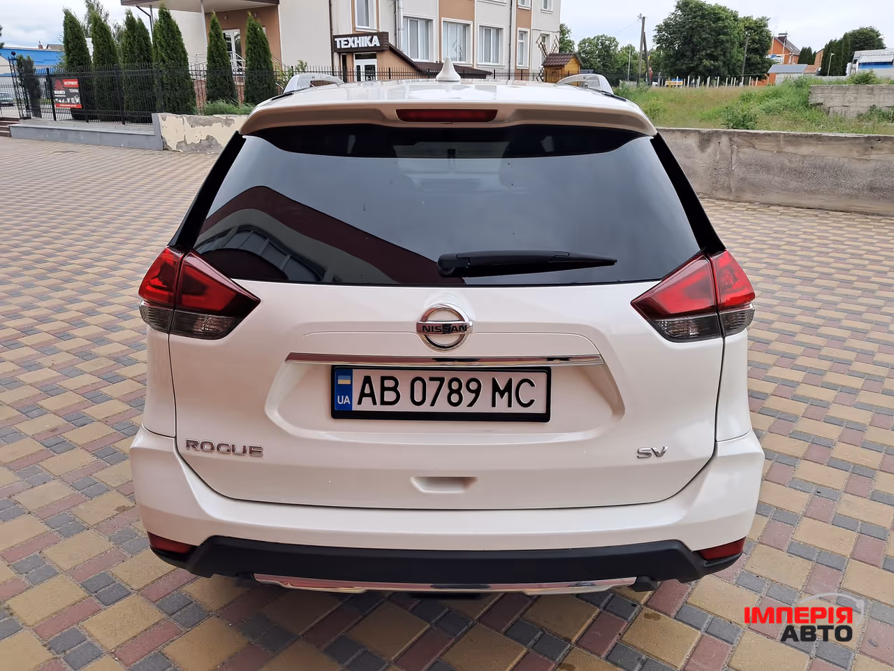 Nissan Rogue - фото 4