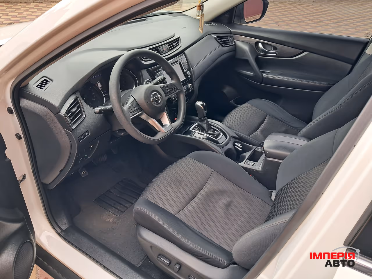 Nissan Rogue - фото 11