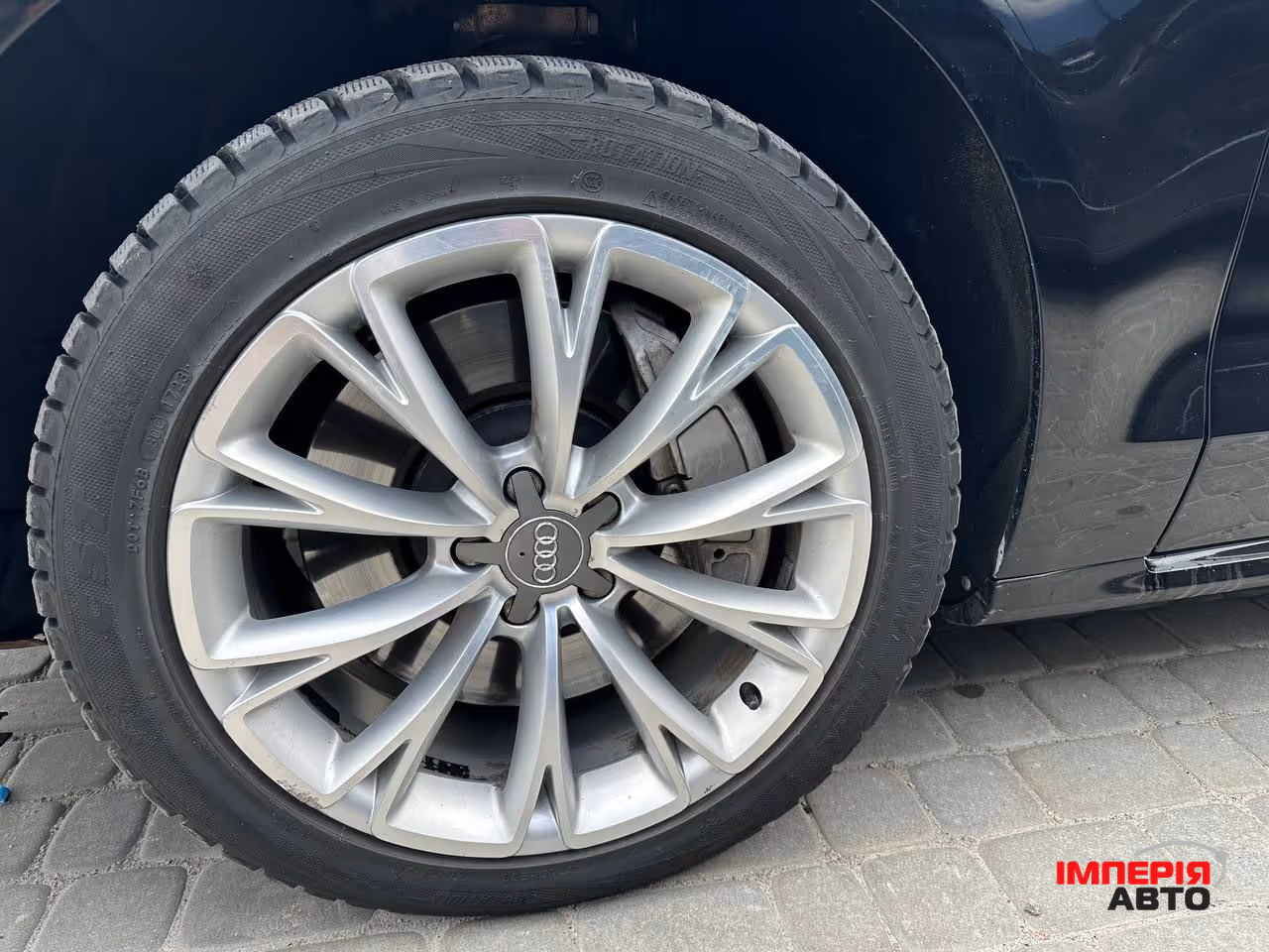 Audi A8 - фото 6