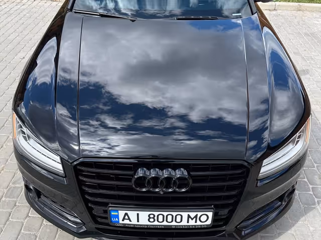 Audi A8 - фото 2