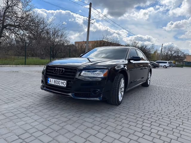 Audi A8 - фото 5