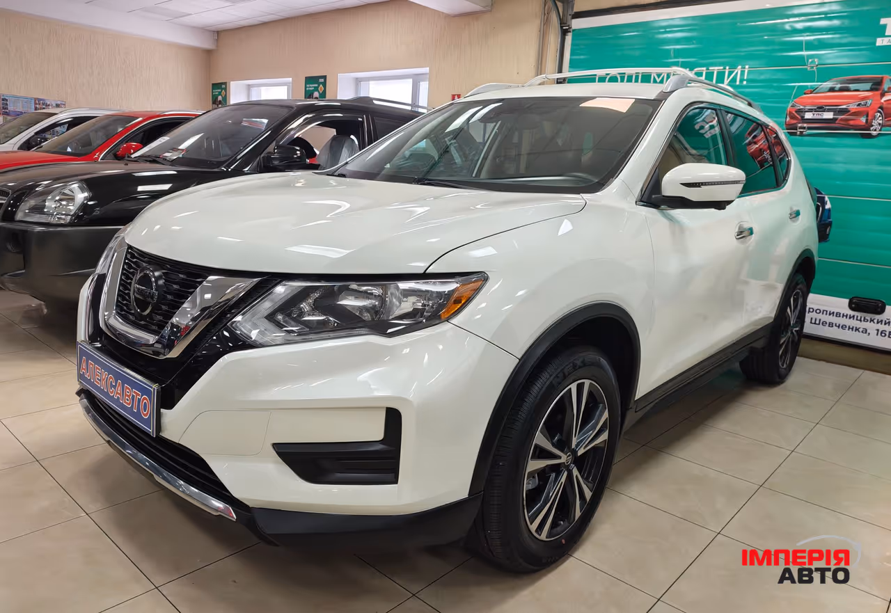 Nissan Rogue - фото 1