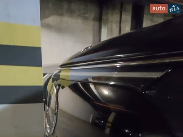 Mercedes-Benz EQS SUV - фото 3
