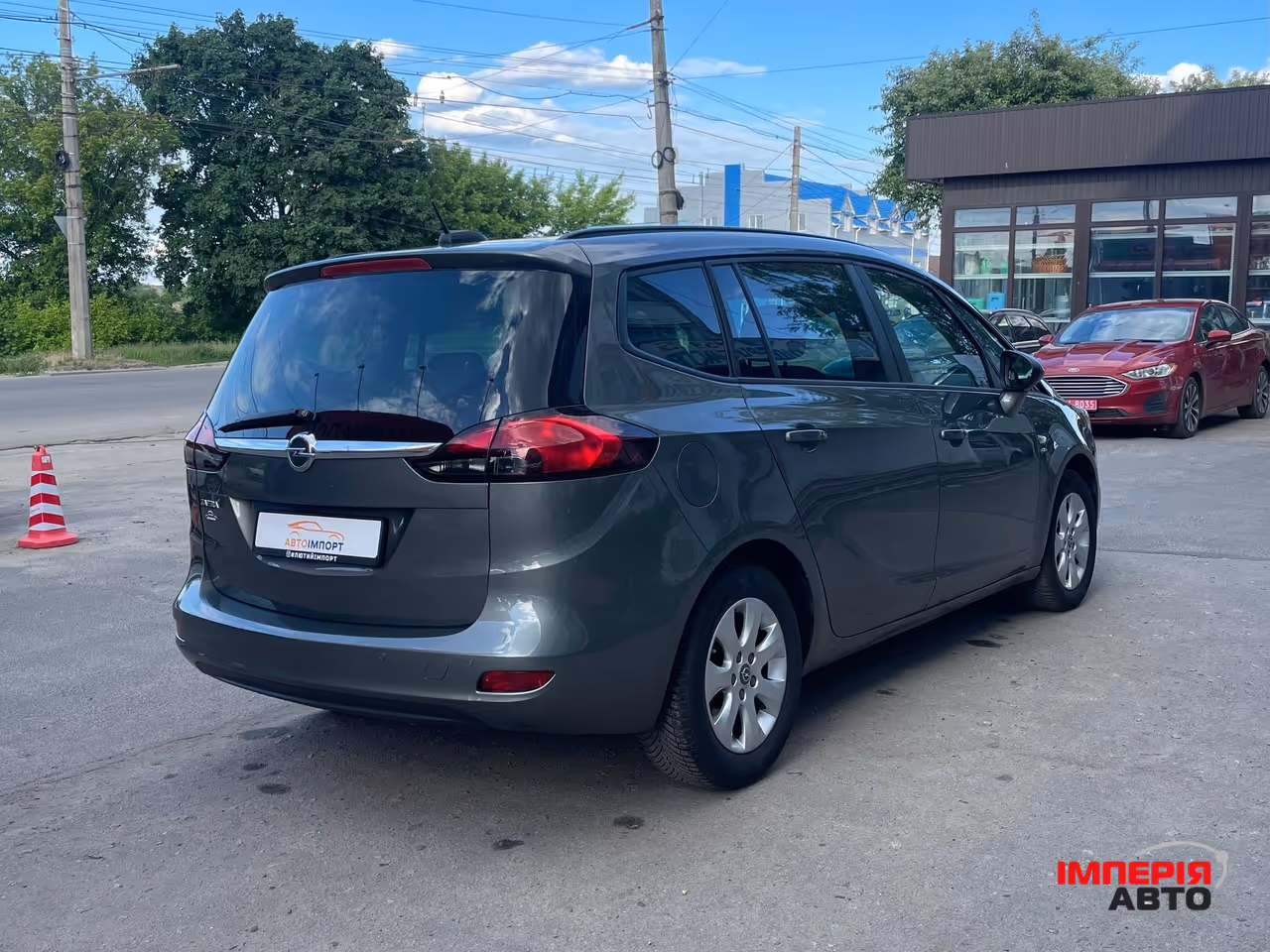 Opel Zafira - фото 7