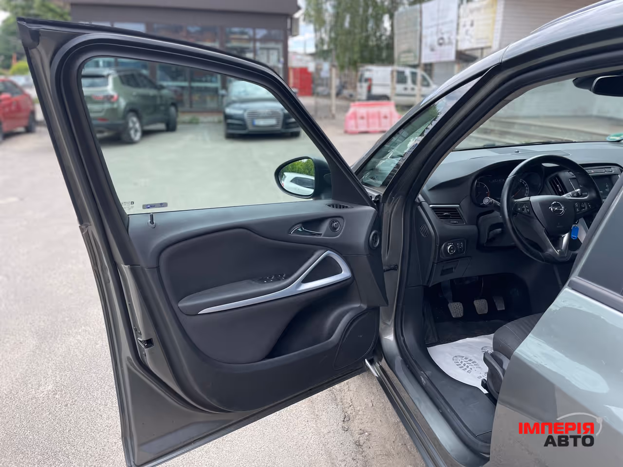 Opel Zafira - фото 13