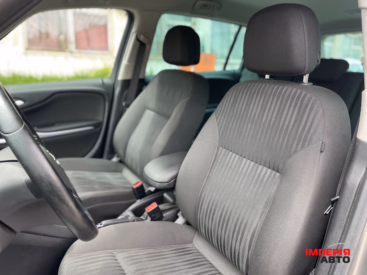 Opel Zafira - фото 4