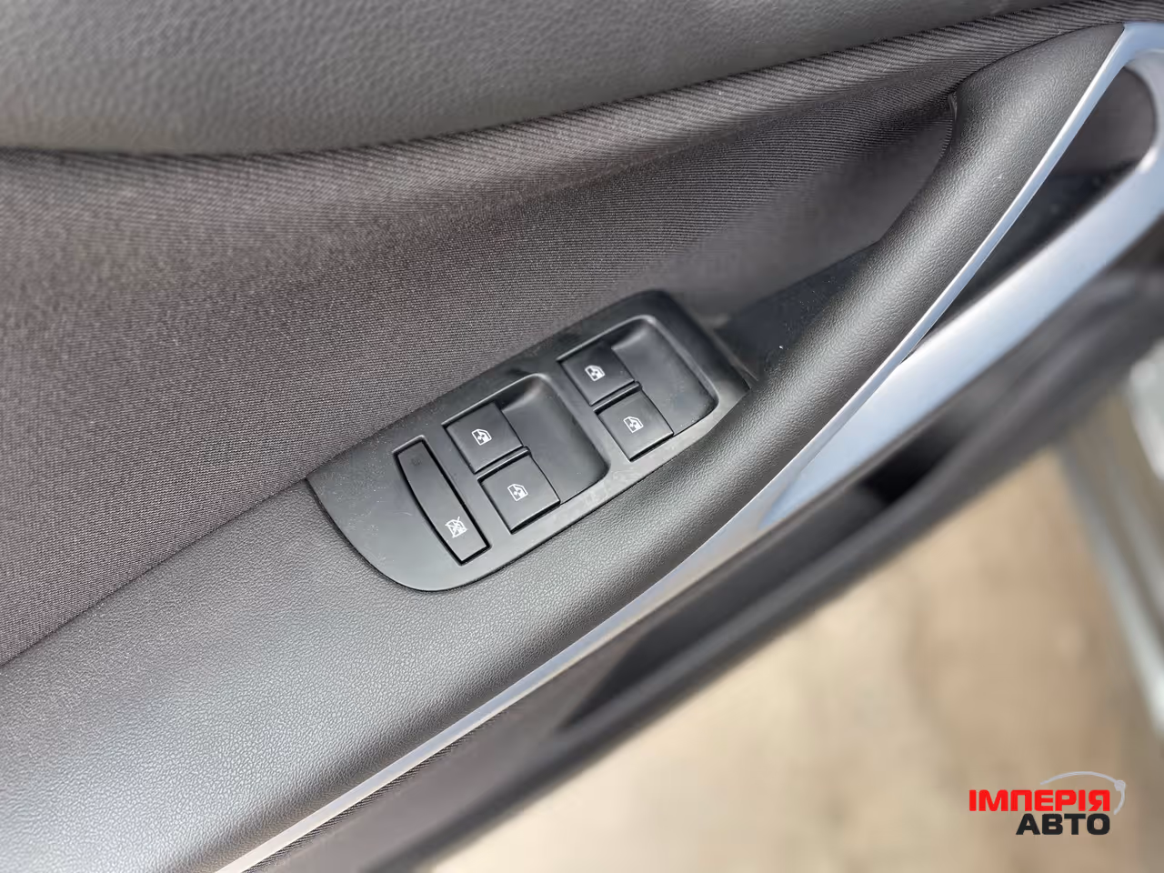 Opel Zafira - фото 14