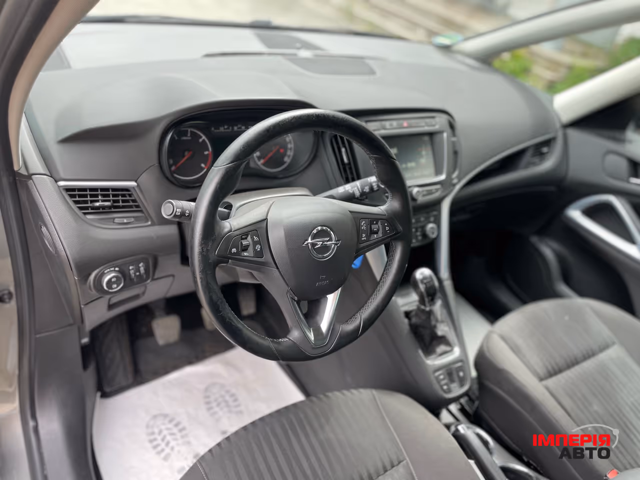 Opel Zafira - фото 18
