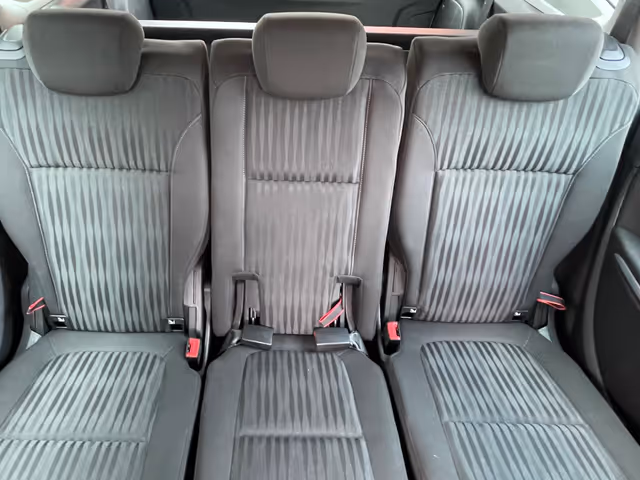 Opel Zafira - фото 5