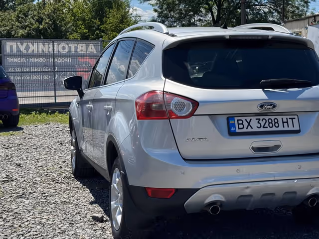Ford Kuga - фото 4