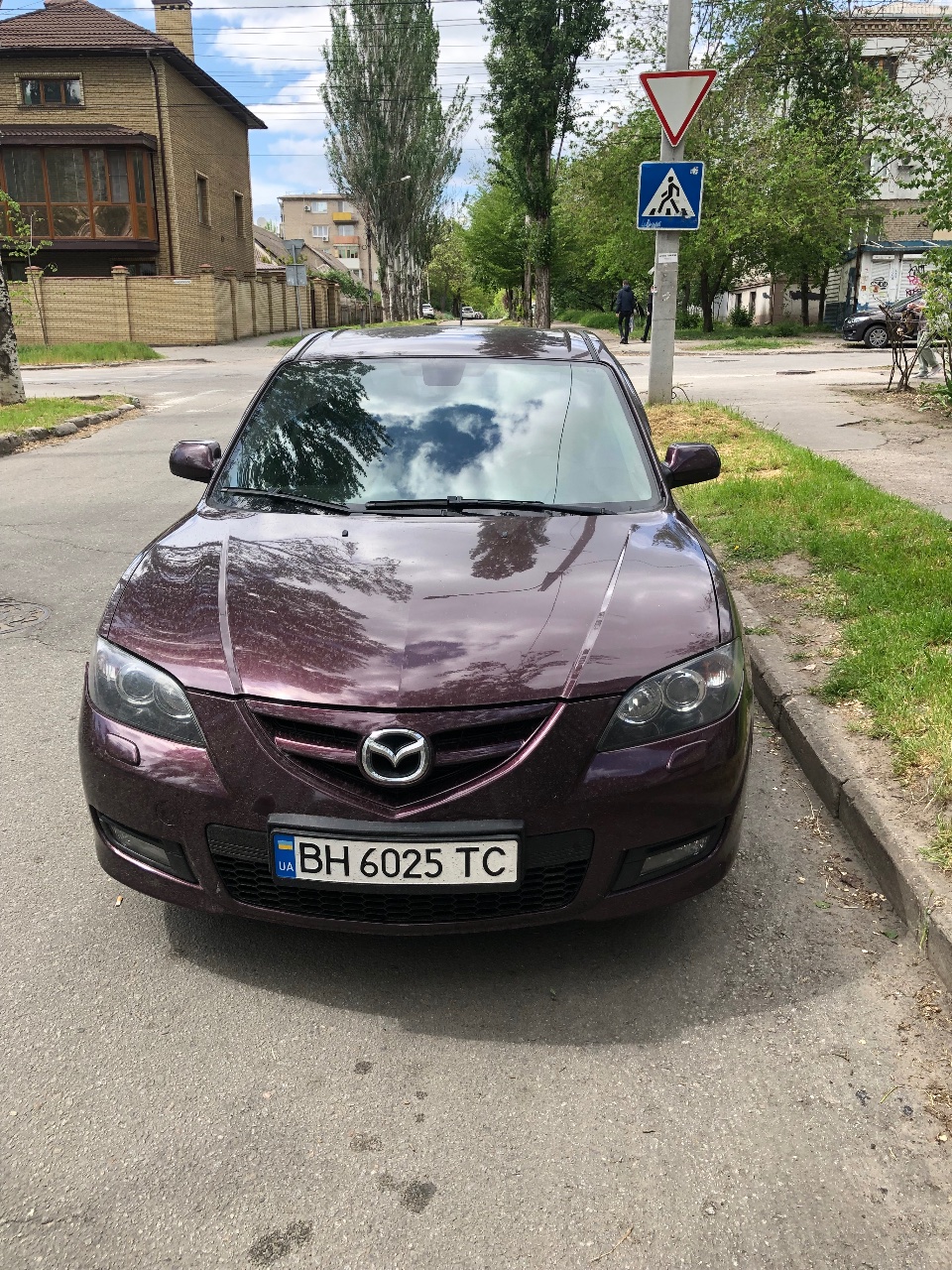 Mazda 3 - фото 6