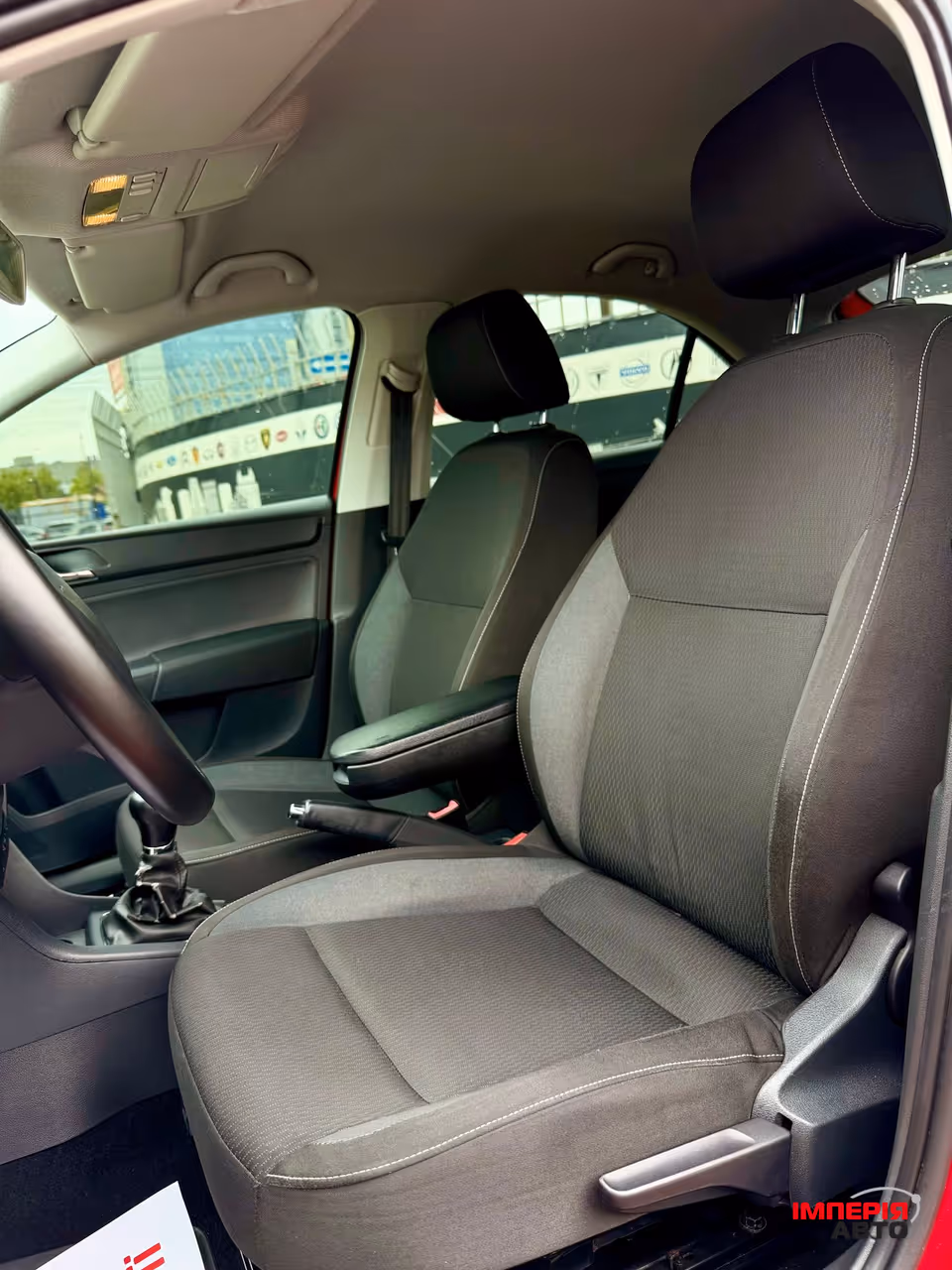Skoda Rapid - фото 11