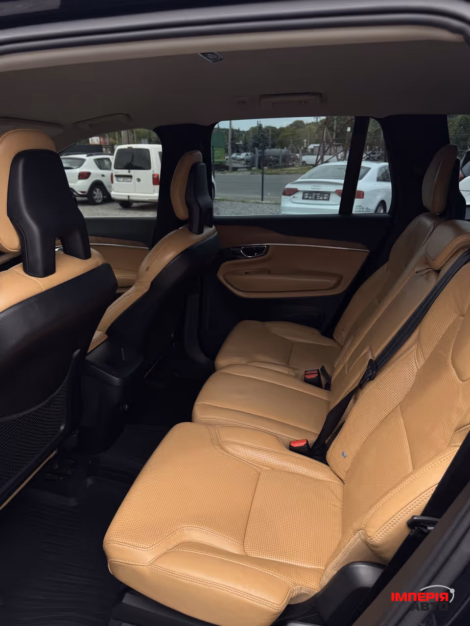 Volvo XC90 - фото 18